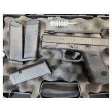 Glock 23 semi auto .40 pistol