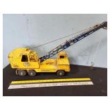 Vtg Nylint truck crane