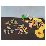 Vtg toys, Wizard of Oz, Soldiers, dinosaurs