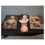 Marilyn Monroe pics, mag, clock