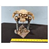 fantasy knife and skull mount