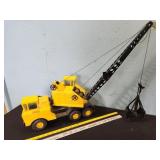 Vtg Nylint truck crane