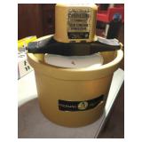 ice cream maker