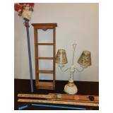 lamp, yardsticks, grabber