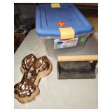 tote, pan, bacon press