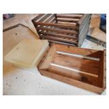 crates