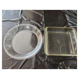 Pyrex pie plate, dish