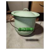green enamelware pot /lid