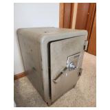Sentry Safe LOCKED OPEN, NO COMBINATION