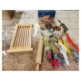 kitchen utensils