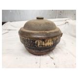 Venetian bowl and lid