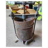 fruit and lard press