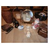 baskets, mirror, knick knacks, chickens
