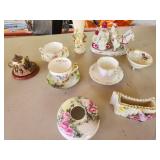tea cups, saucers, horse and carriage