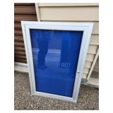 ALUMINUM FRAME WALL MOUNT DISPLAY CASE,