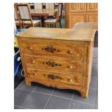 ANTIQUE SOLID WOOD 3-DRAWER DRESSER