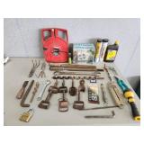 Miscellaneous lot - lawn & garden, grease, oil,