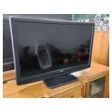 RCA 40-in flat screen TV, tested, model