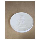 Goebel collectors club member 4-in plaque,  West