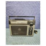 Vintage General Electric two-way power AM FM