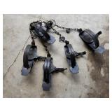 5 Victor Oneida jump animal traps 5 Victor Oneida jump animal traps
