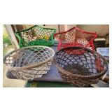 4 new Christmas decorative metal baskets 4 new Christmas decorative metal baskets