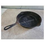 Vintage antique Griswold Erie 701A cast iron Vintage antique Griswold Erie 701A cast iron