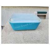 Vintage Pyrex 0502 1.5 pint covered dish Vintage Pyrex 0502 1.5 pint covered dish