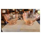 Vintage pink depression glass sugar creamer set Vintage pink depression glass sugar creamer set