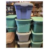 4 assorted Rubbermaid and Sterilite plastic 4 assorted Rubbermaid and Sterilite plastic