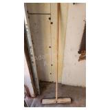 24 in push broom 24 in push broom