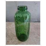 Vintage green glass 32 oz water juice bottle Vintage green glass 32 oz water juice bottle