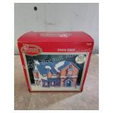 Dickens Collectibles Towne Series lighted ceramic Dickens Collectibles Towne Series lighted ceramic