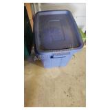 Rubbermaid 18 gallon storage tote of shop rags Rubbermaid 18 gallon storage tote of shop rags