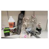 Skeleton decor and fogger