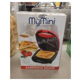 MyMini electric non-stick sandwich maker