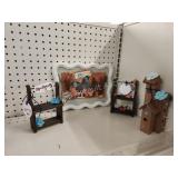 New custom-made crafts and home decor