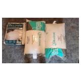 NEW - 2 pillows, mattress pad