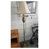 Vintage metal extendable floor lamp