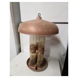 Hanging thistle seed bird feeder