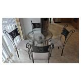 Cafï¿½-Style Bistro Table and Four Chairs Set