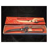 Vintage Mundial trinchante poultry shears