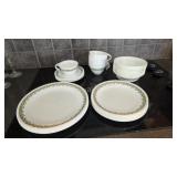 Vintage Corelle Dinnerware Set - Spring Blossom