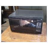 Kenmore Black Countertop Microwave Oven?Enhance