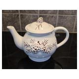 Vintage 1980s Winter Pinecone teapot