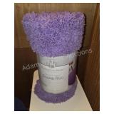 Huntington Home Microfiber Tufted Round