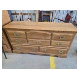 Modern wooden 8-drawer dresser with mirror, 16.5x