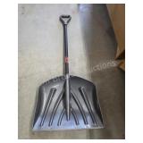Suncast Steel plastic 20 inch snow shovel