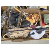 Box lot miscellaneous lawn and garden and outdoor