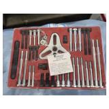 New Pittsburgh 46 piece bolt puller set